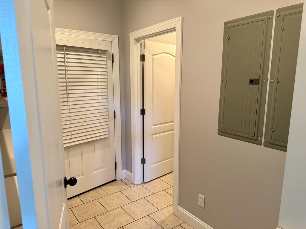 Dublin, Georgia, 31021, United States, 4 Bedrooms Bedrooms, ,3 BathroomsBathrooms,Residential,For Sale,1877368