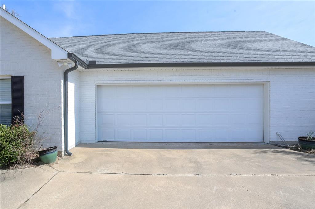 Lake Charles, Louisiana, 70605, United States, 4 Bedrooms Bedrooms, ,4 BathroomsBathrooms,Residential,For Sale,2022489