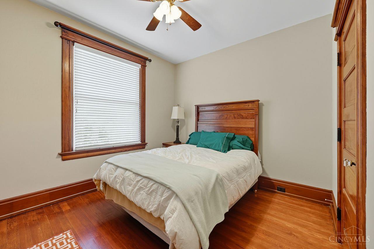 Norwood, Ohio, 45212, United States, 5 Bedrooms Bedrooms, ,5 BathroomsBathrooms,Residential,For Sale,1948609