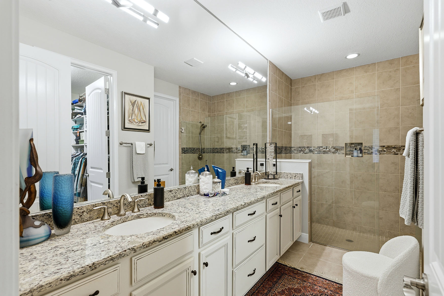  ENCLAVE/FRST LAKES - 物件實景