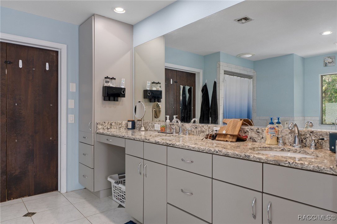 Inverness, Florida, 34453, United States, 6 Bedrooms Bedrooms, ,4 BathroomsBathrooms,Residential,For Sale,1975798