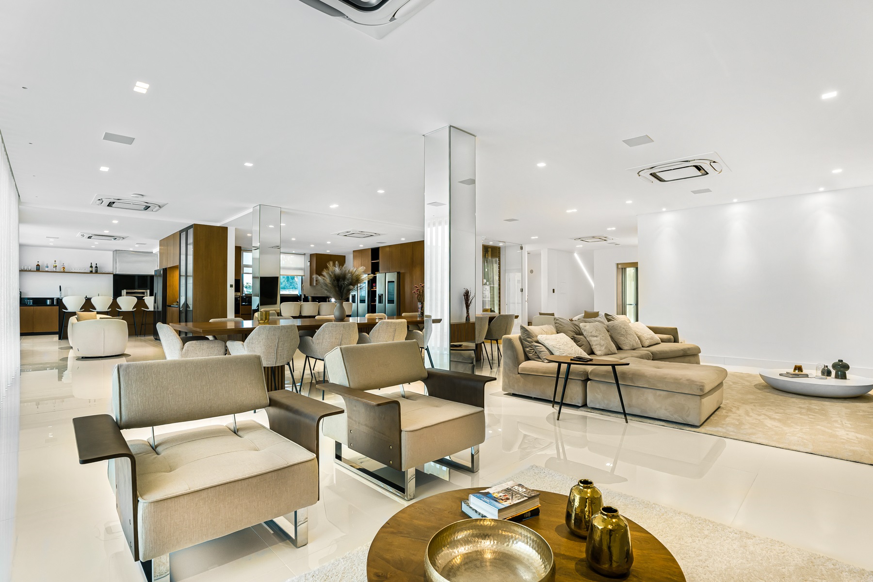  Detached house, 6 bedrooms, for Sale - 物件實景