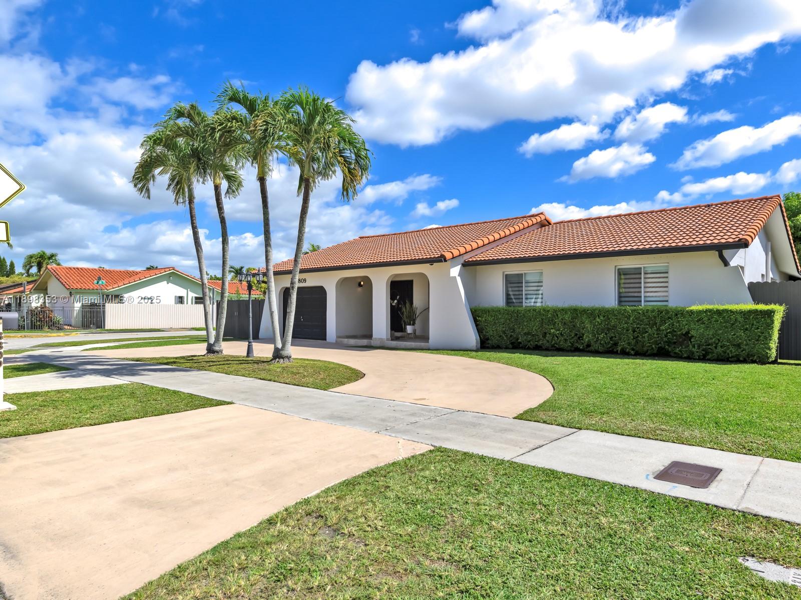 Miami, Florida, 33175, United States, 4 Bedrooms Bedrooms, ,2 BathroomsBathrooms,Residential,For Sale,1979447