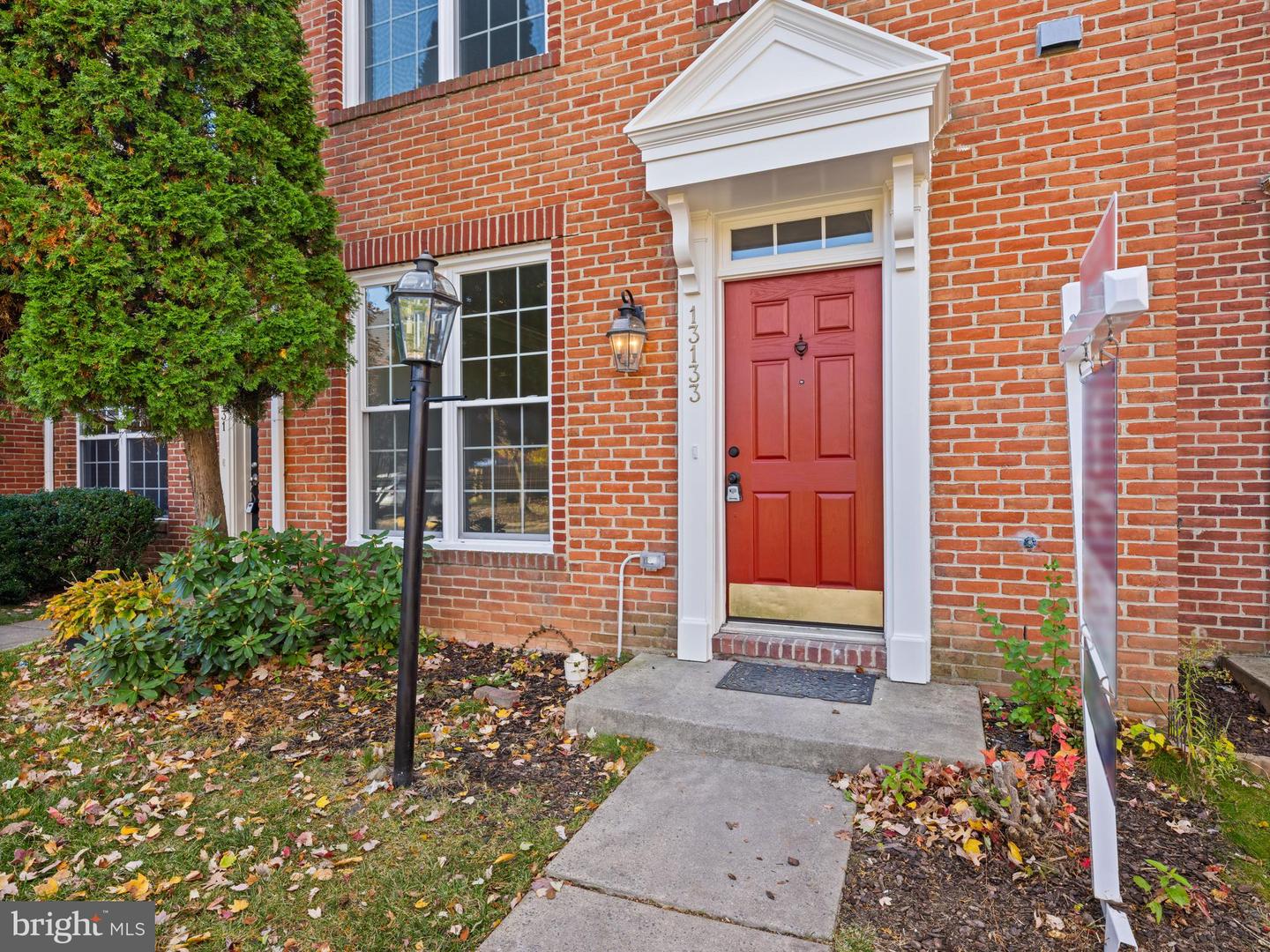 Herndon, Virginia, 20171, United States, 4 Bedrooms Bedrooms, ,4 BathroomsBathrooms,Residential,For Sale,1989077