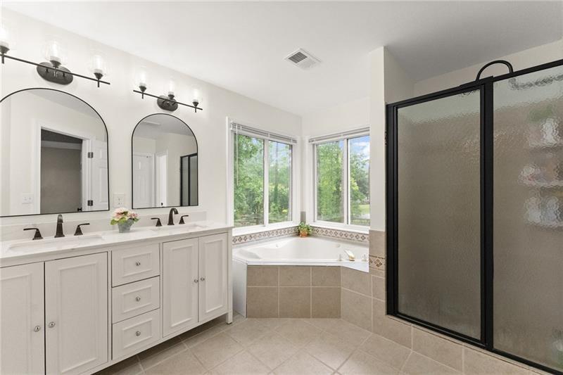 Cumming, Georgia, 30041, United States, 4 Bedrooms Bedrooms, ,3 BathroomsBathrooms,Residential,For Sale,1928883