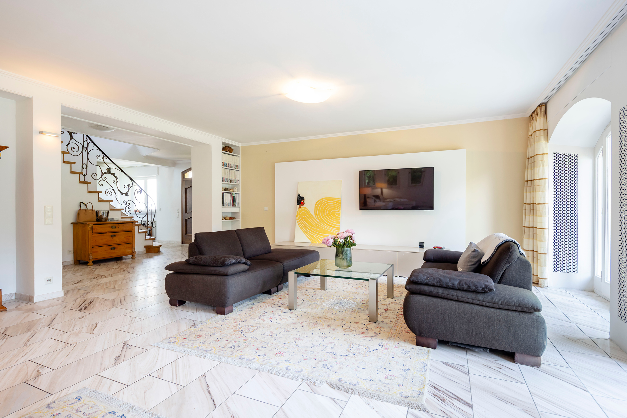  Stylish villa for sophisticated living and working under one roof - 物件實景