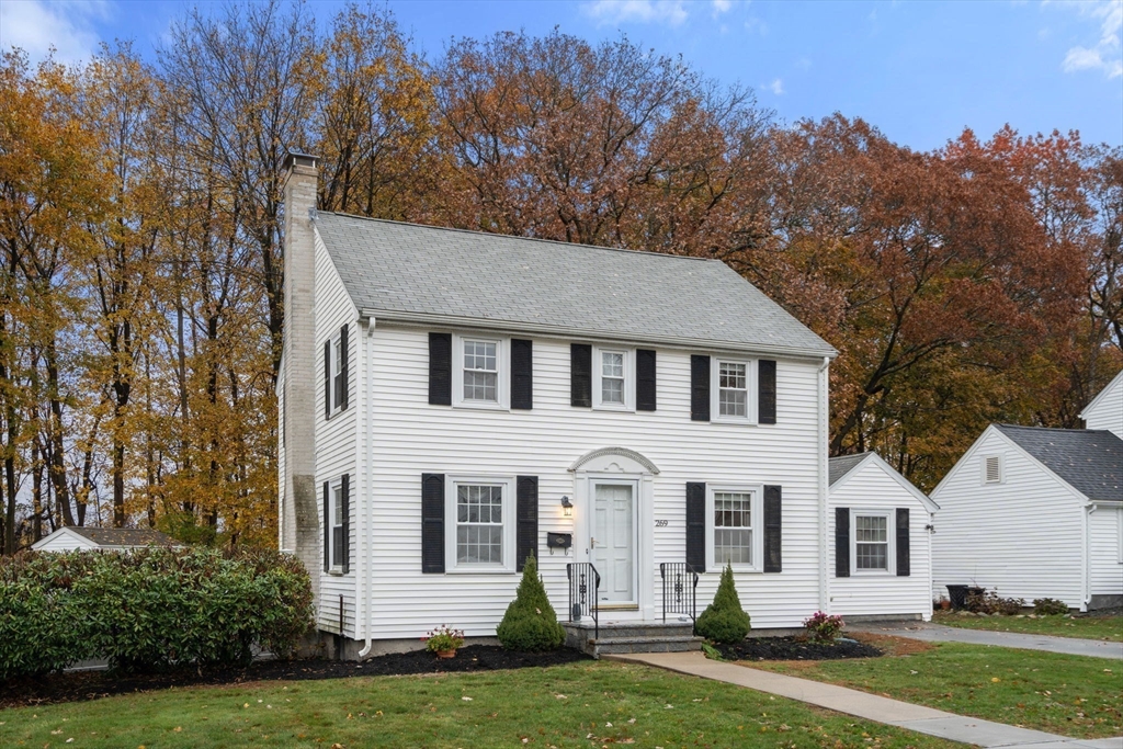 Norwood, Massachusetts, 02062, United States, 3 Bedrooms Bedrooms, ,2 BathroomsBathrooms,Residential,For Sale,1991969