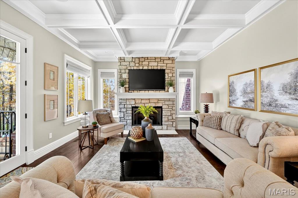 Town and Country, Missouri, 63141, United States, 6 Bedrooms Bedrooms, ,7 BathroomsBathrooms,Residential,For Sale,1992956