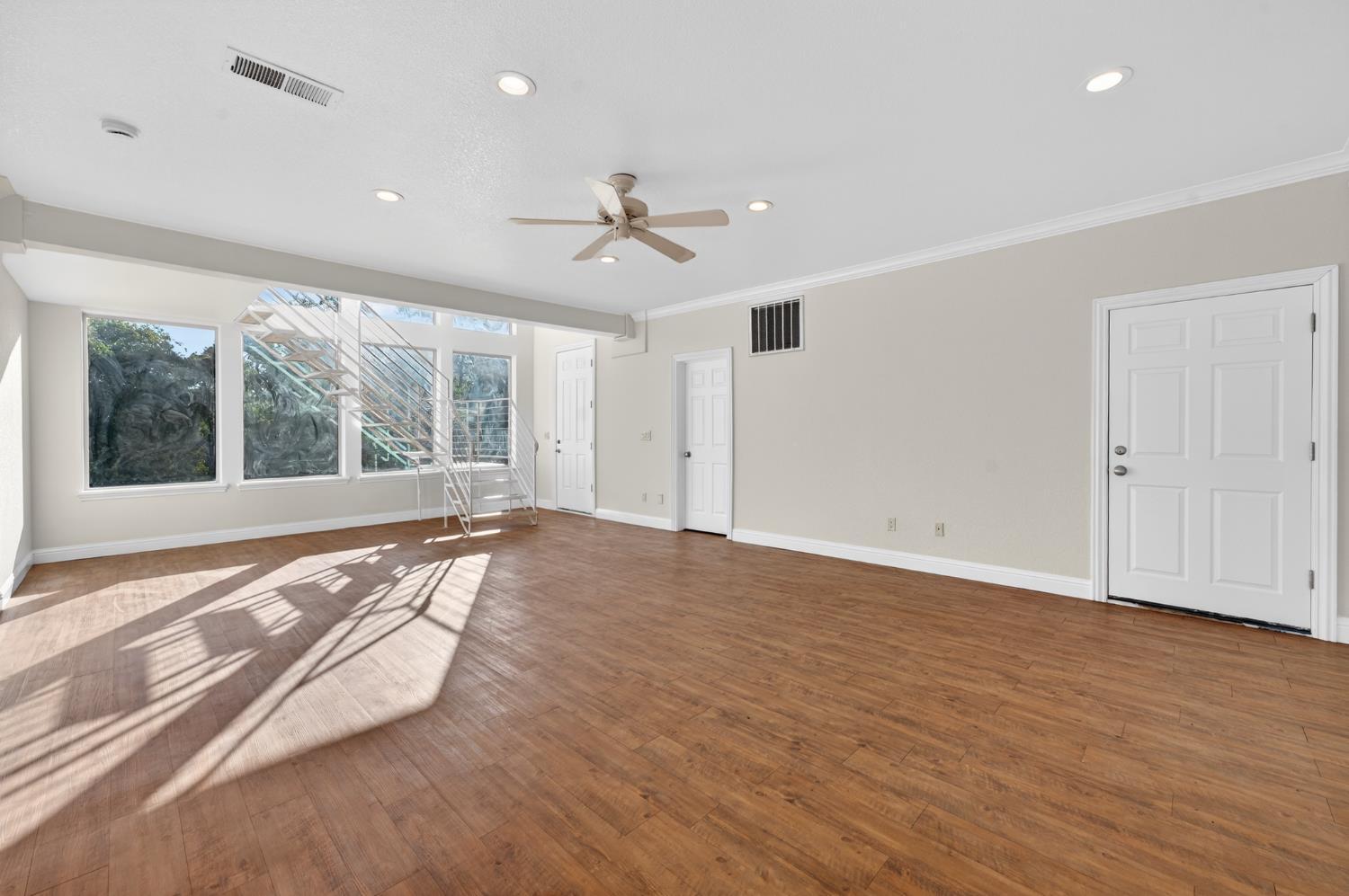 Browns Valley, California, 95918, United States, 2 Bedrooms Bedrooms, ,3 BathroomsBathrooms,Residential,For Sale,2030344
