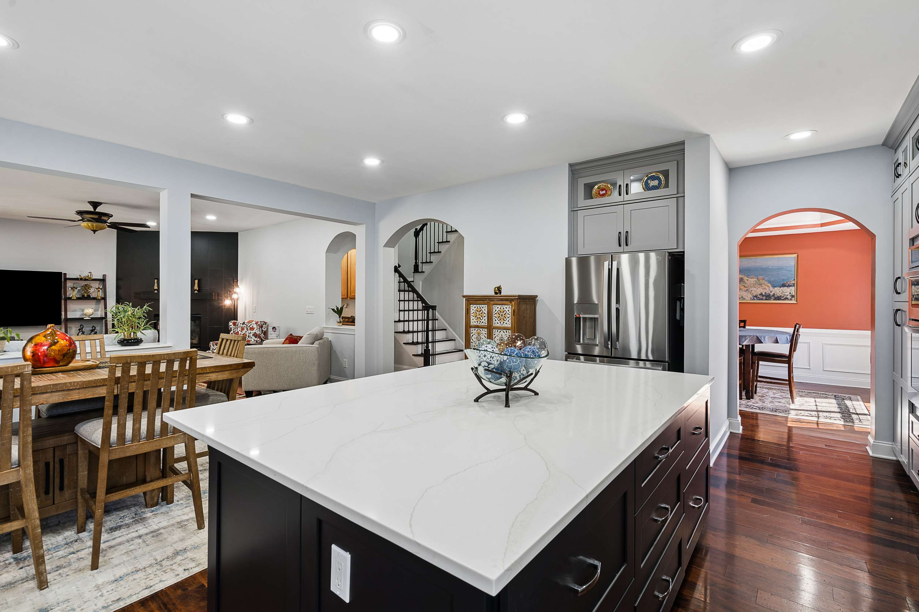  Beautifully Updated Home in Sought-After Swim and Tennis Neighborhood - 物件實景