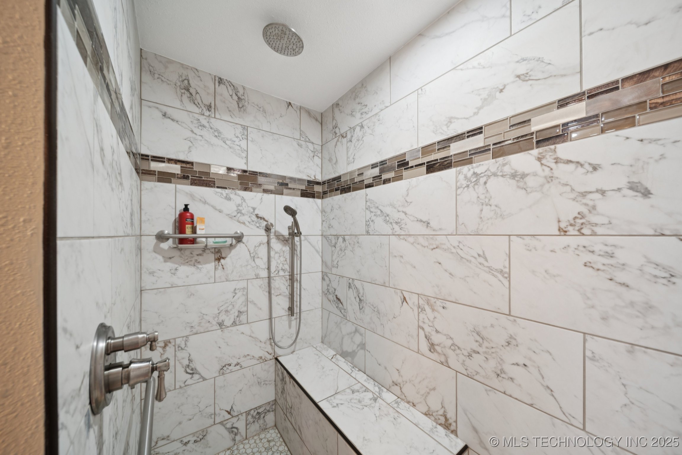 Henryetta, Oklahoma, 74437, United States, 4 Bedrooms Bedrooms, ,4 BathroomsBathrooms,Residential,For Sale,1939303