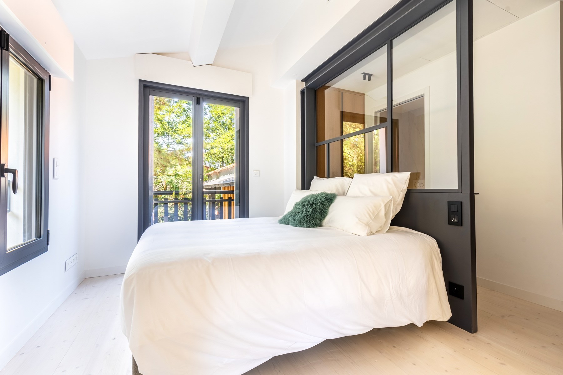  Exclusive – Authentic Renovated Gaume Villa Just 290 Metres from the Beach - 物件實景