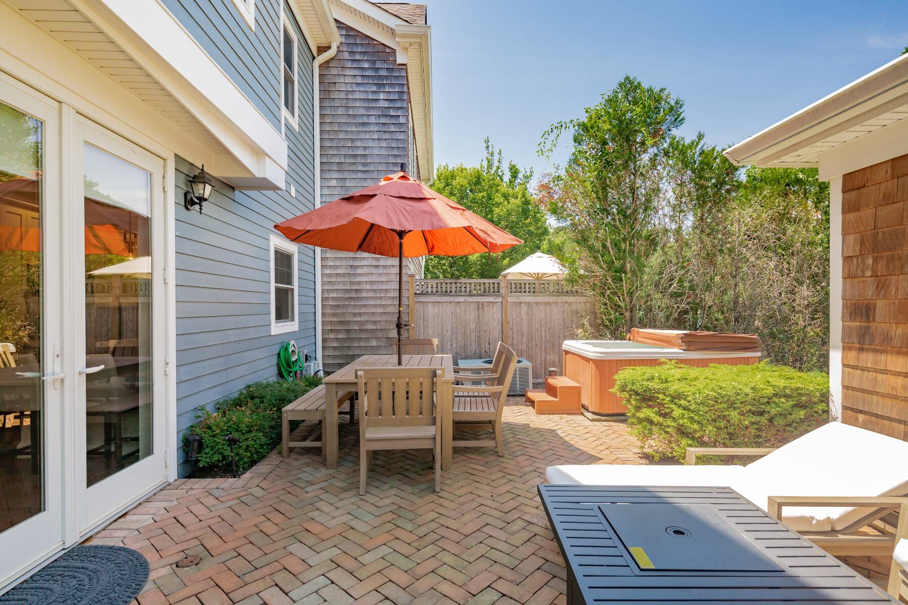  Beautiful Townhouse Condo - The Courtyards of Southampton - 物件實景