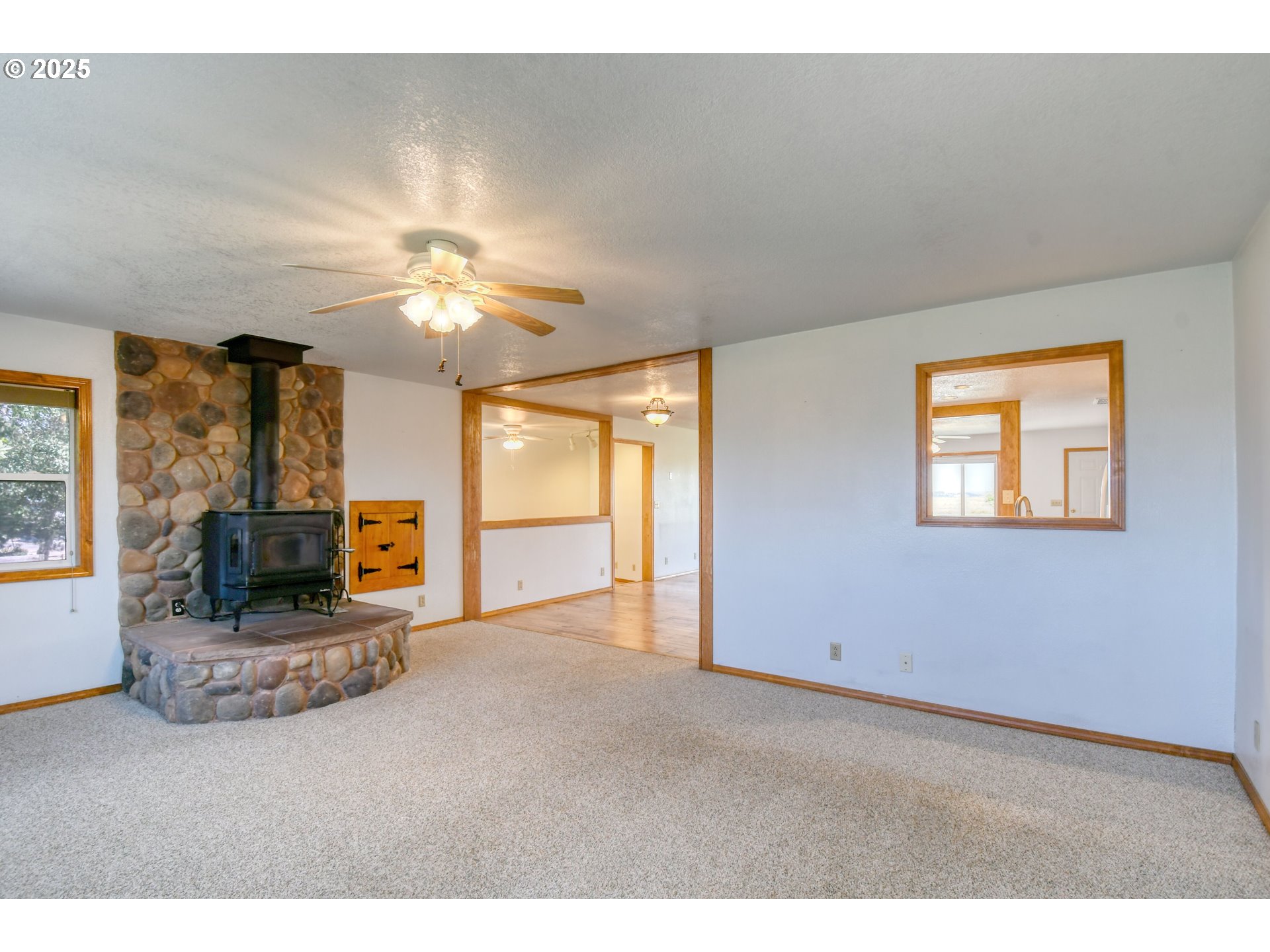 Pendleton, Oregon, 97801, United States, 3 Bedrooms Bedrooms, ,3 BathroomsBathrooms,Residential,For Sale,1891177