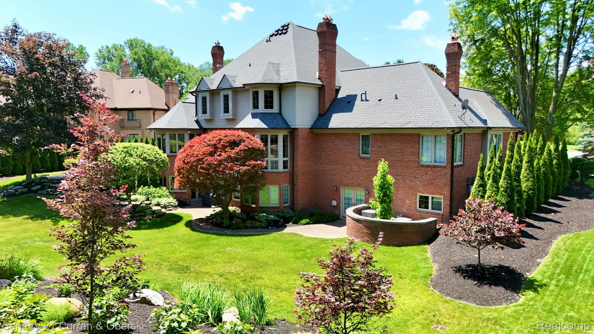 Northville, Michigan, 48168, United States, 5 Bedrooms Bedrooms, ,6 BathroomsBathrooms,Residential,For Sale,2023704