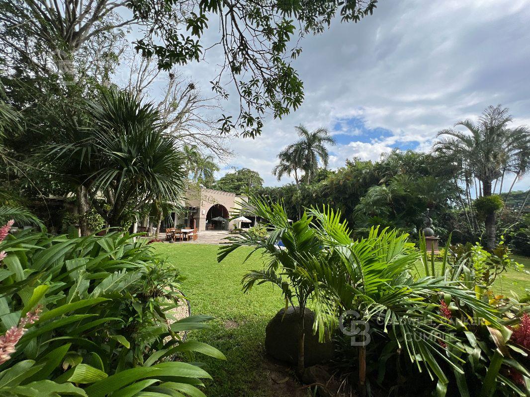 Carretera Playa de Vaca - Boca del R?o, Medellín de Bravo, Veracruz de Ignacio de la Llave, 94274, Mexico, 4 Bedrooms Bedrooms, ,5 BathroomsBathrooms,Residential,For Sale,Carretera Playa de Vaca - Boca del R?o,1441893