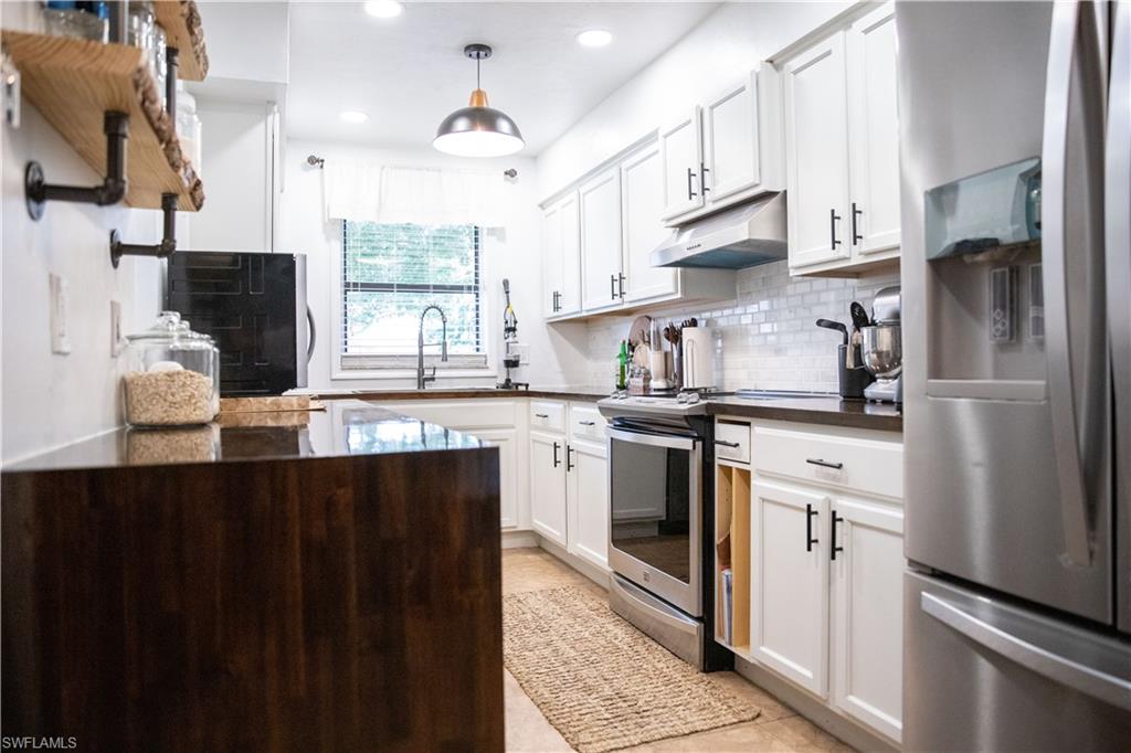 Cape Coral, Florida, 33914, United States, 2 Bedrooms Bedrooms, ,4 BathroomsBathrooms,Residential,For Sale,1994774