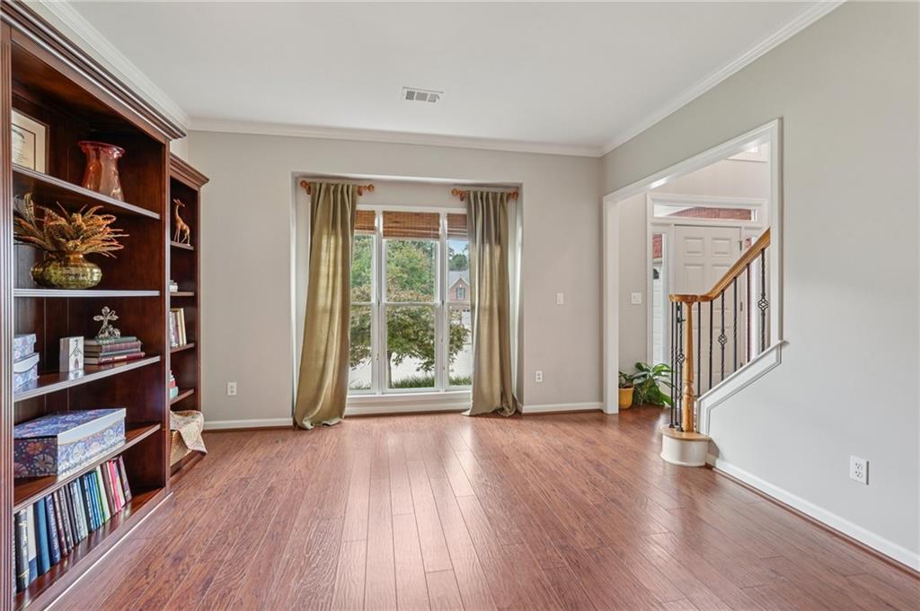 Suwanee, Georgia, 30024, United States, 4 Bedrooms Bedrooms, ,3 BathroomsBathrooms,Residential,For Sale,1974412