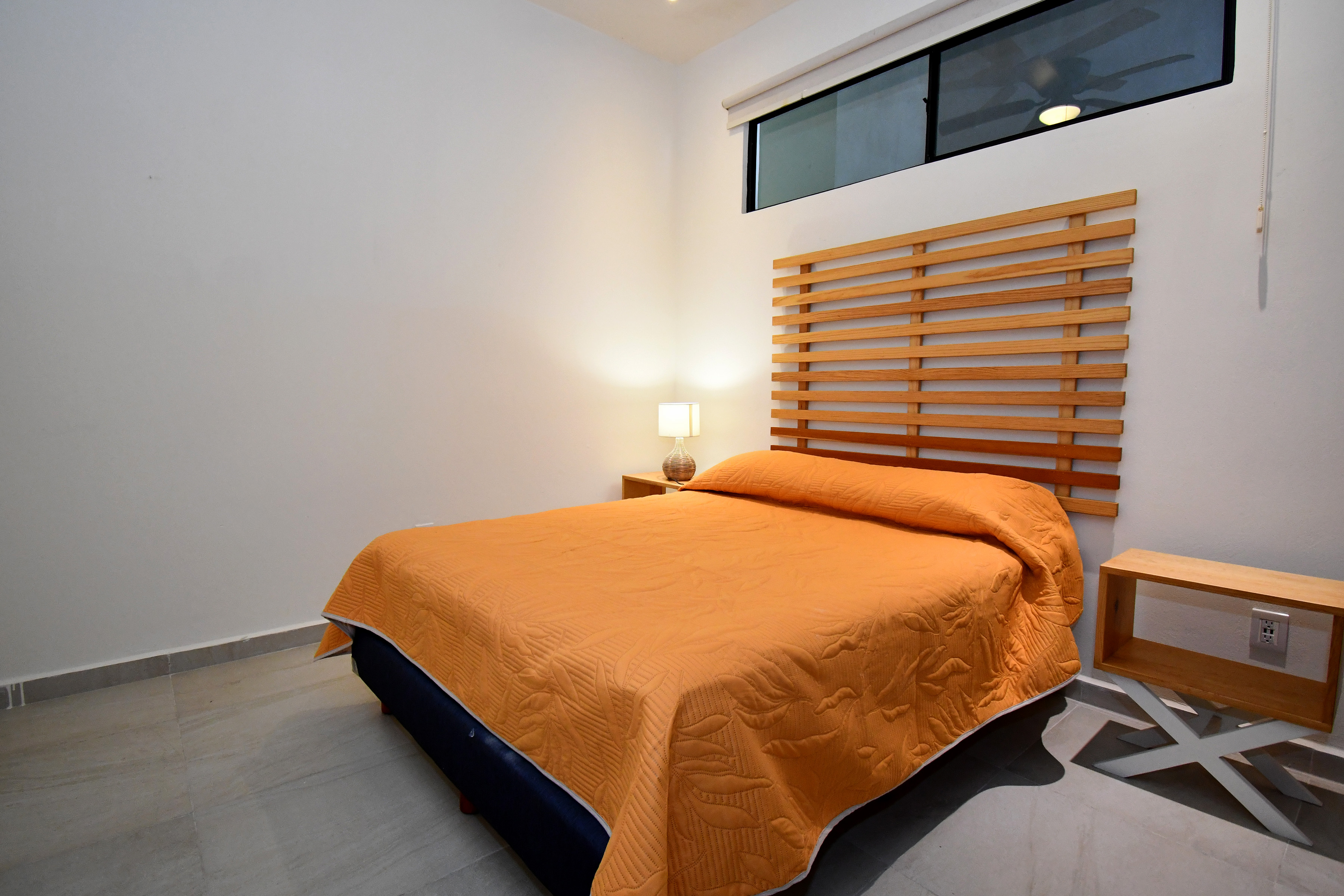  Comfort and Convenience in an Expansive Three-Bedroom Residence - 物件實景