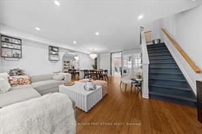 Ottawa, Ontario, K1V 2B2, CA, 3 Bedrooms Bedrooms, ,3 BathroomsBathrooms,Residential,For Sale,2003216