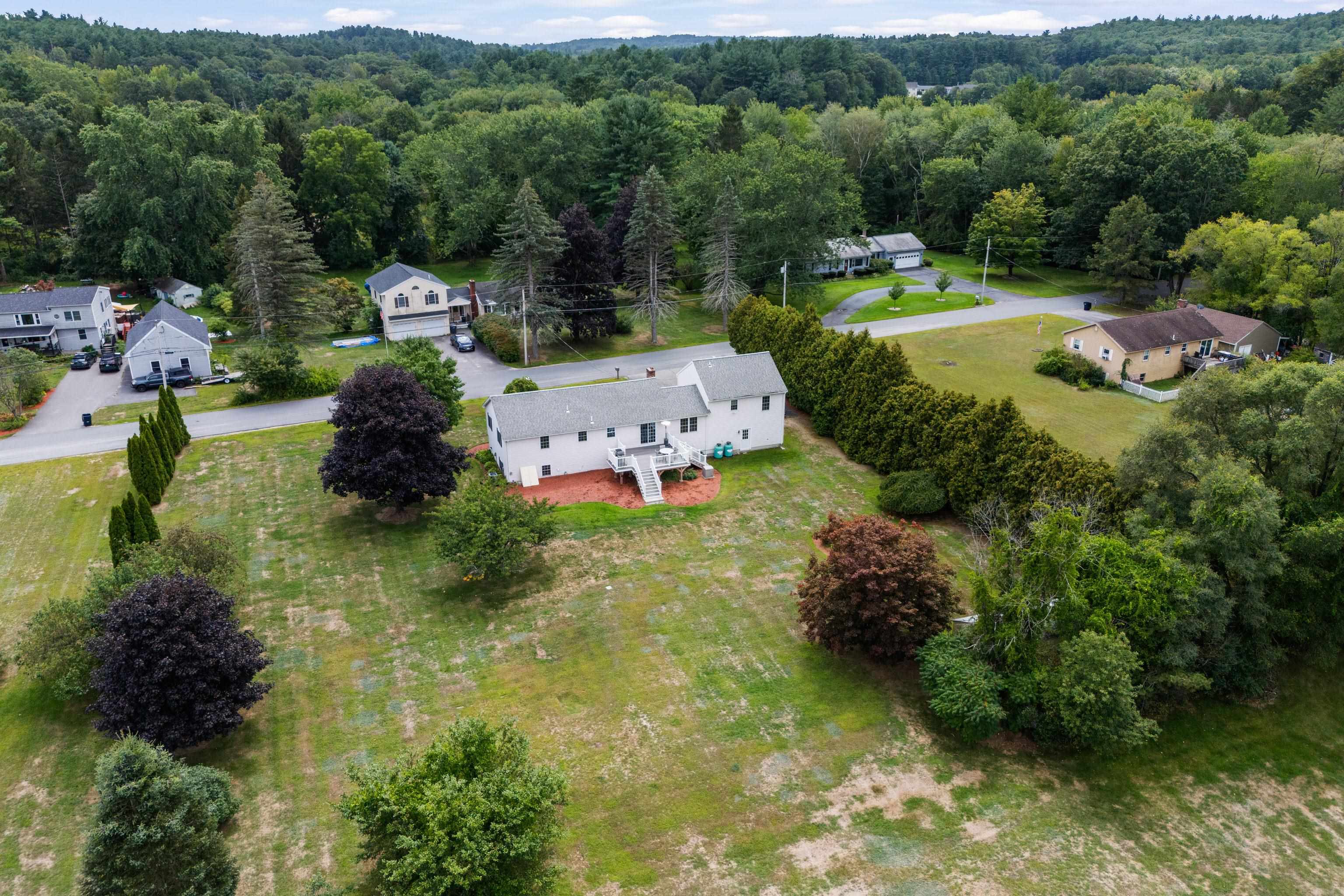 Pelham, New Hampshire, 03076, United States, 4 Bedrooms Bedrooms, ,3 BathroomsBathrooms,Residential,For Sale,1937373