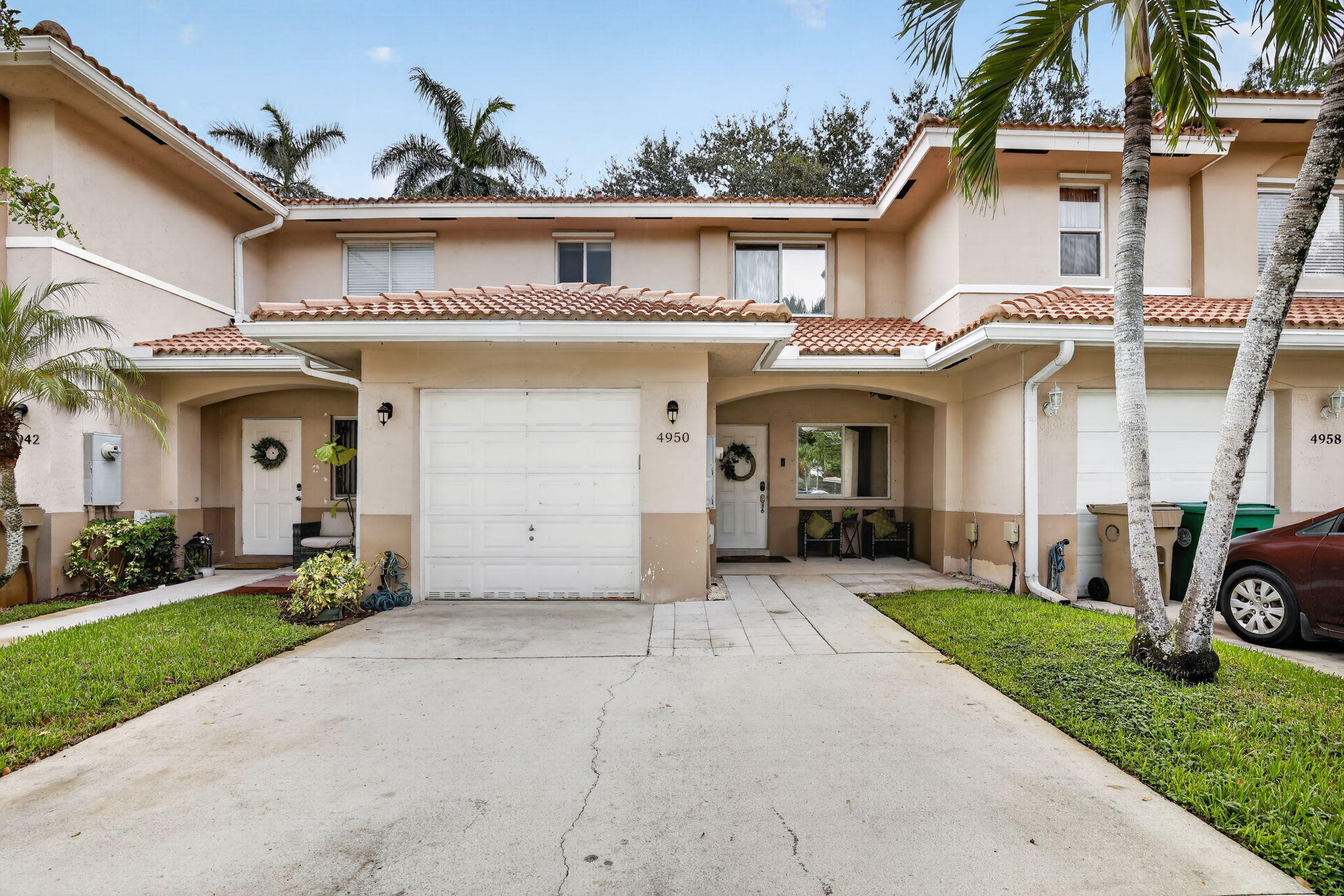 Palm Garden Ln, Davie, FL 33314