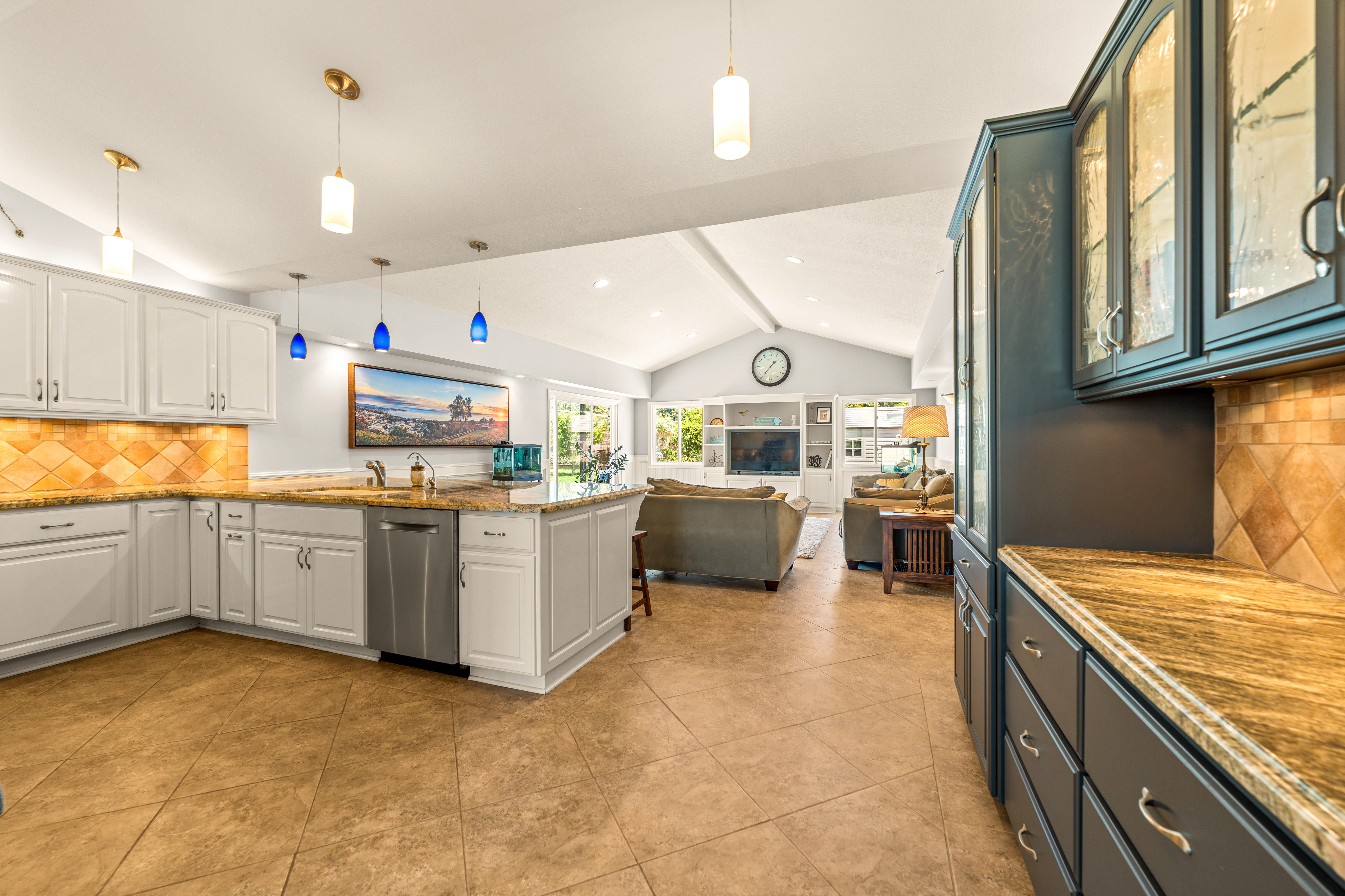  204 Mara Avenue, Ventura, CA 93004 - 物件實景