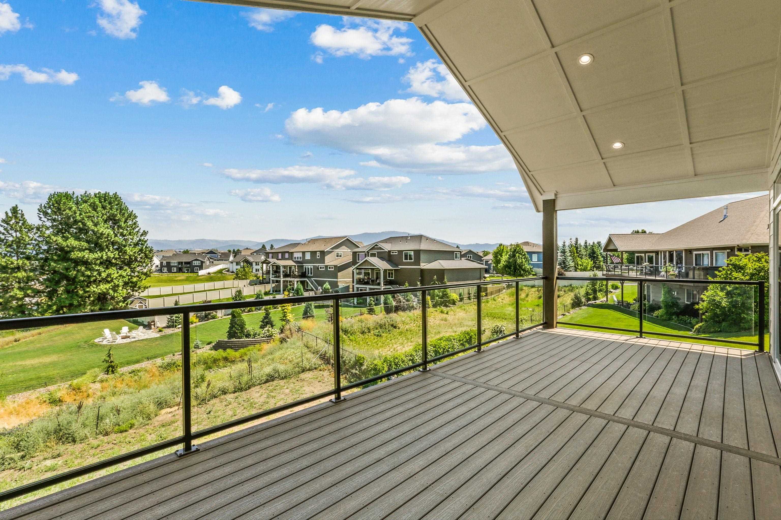 Spokane, Washington, 99223, United States, 5 Bedrooms Bedrooms, ,4 BathroomsBathrooms,Residential,For Sale,1999672