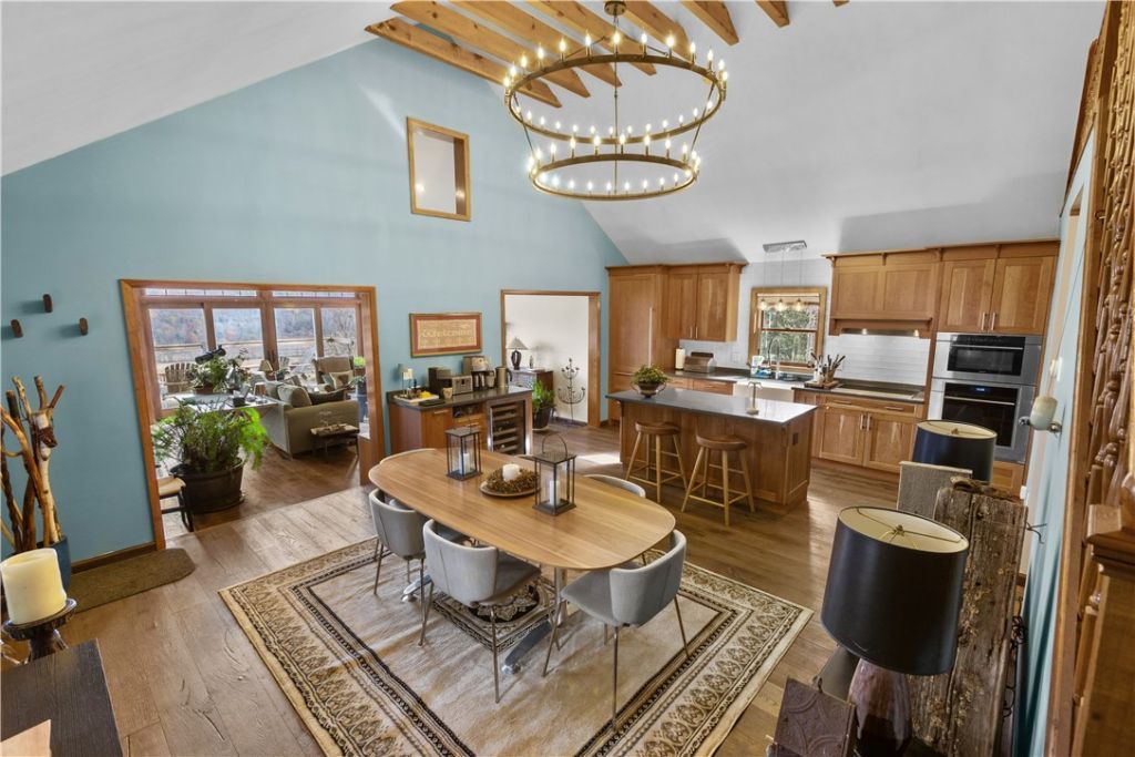 South Kortright, New York, 13842, United States, 3 Bedrooms Bedrooms, ,2 BathroomsBathrooms,Residential,For Sale,1986563