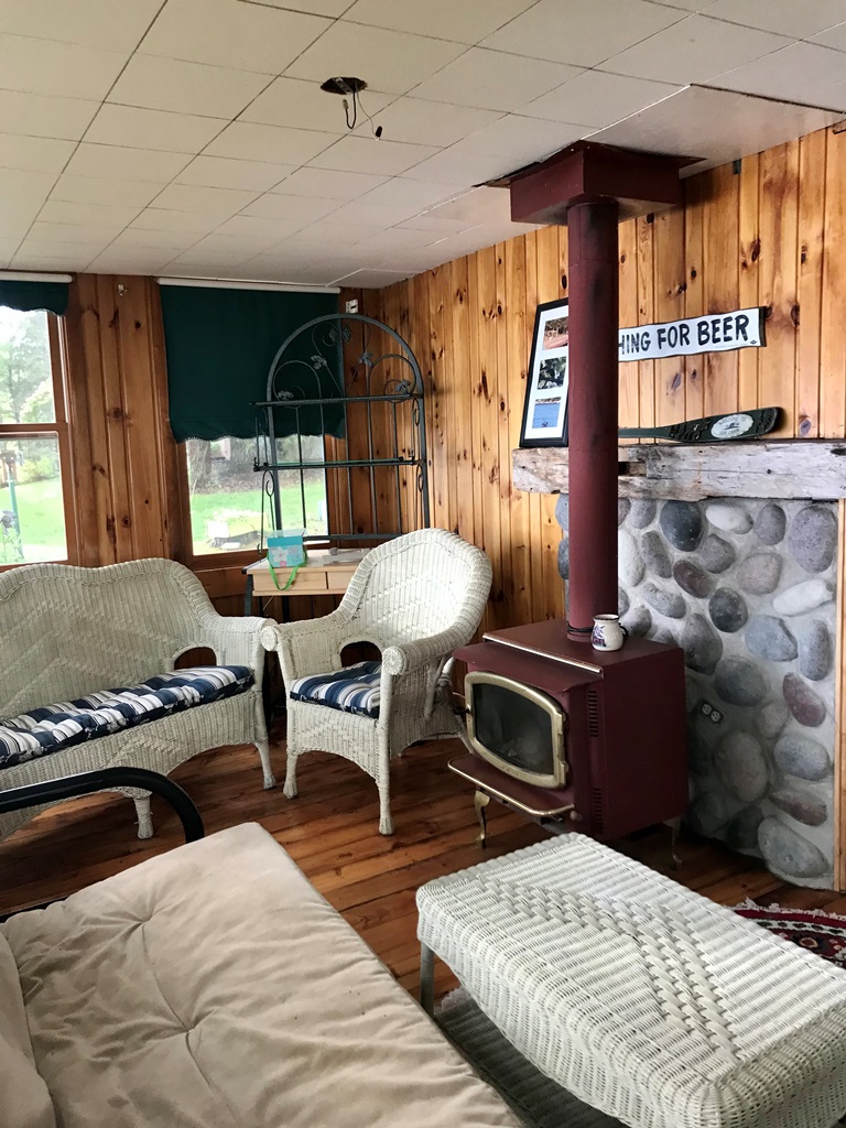 Tomahawk, Wisconsin, 54487, United States, 4 Bedrooms Bedrooms, ,2 BathroomsBathrooms,Residential,For Sale,1907326