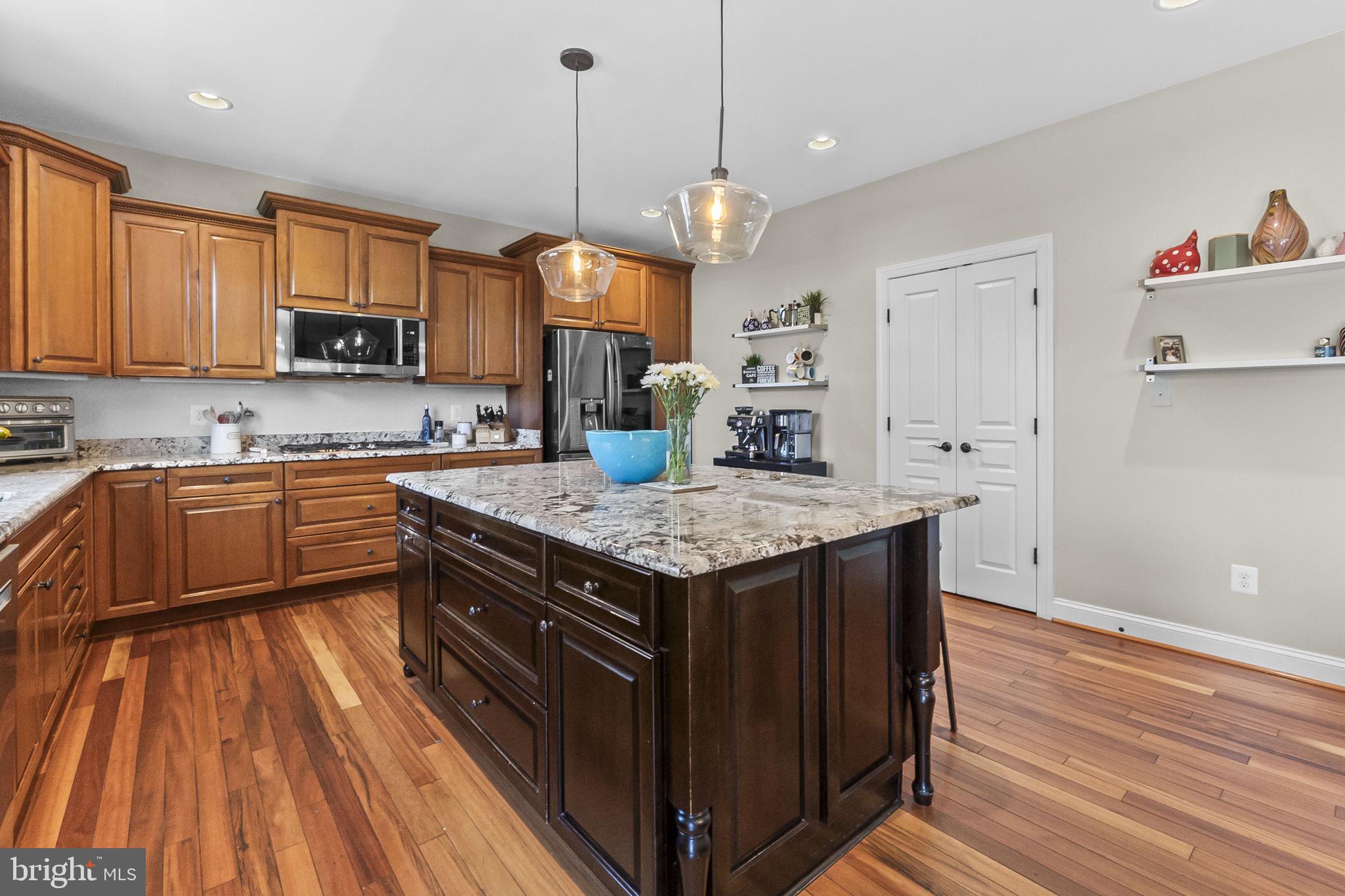 Owings, Maryland, 20736, United States, 6 Bedrooms Bedrooms, ,6 BathroomsBathrooms,Residential,For Sale,2049408