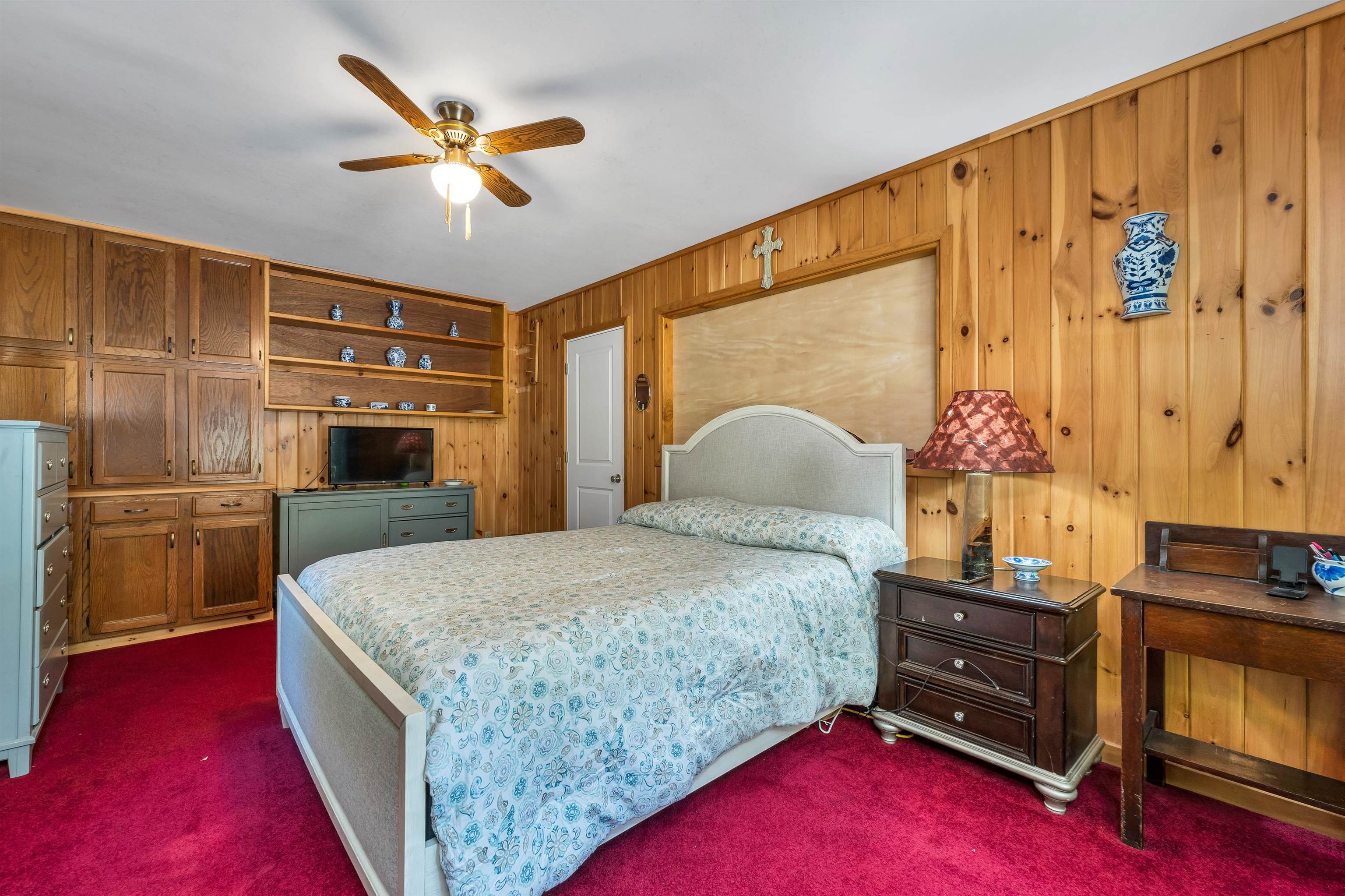 Dunbarton, New Hampshire, 03046, United States, 3 Bedrooms Bedrooms, ,2 BathroomsBathrooms,Residential,For Sale,1989464