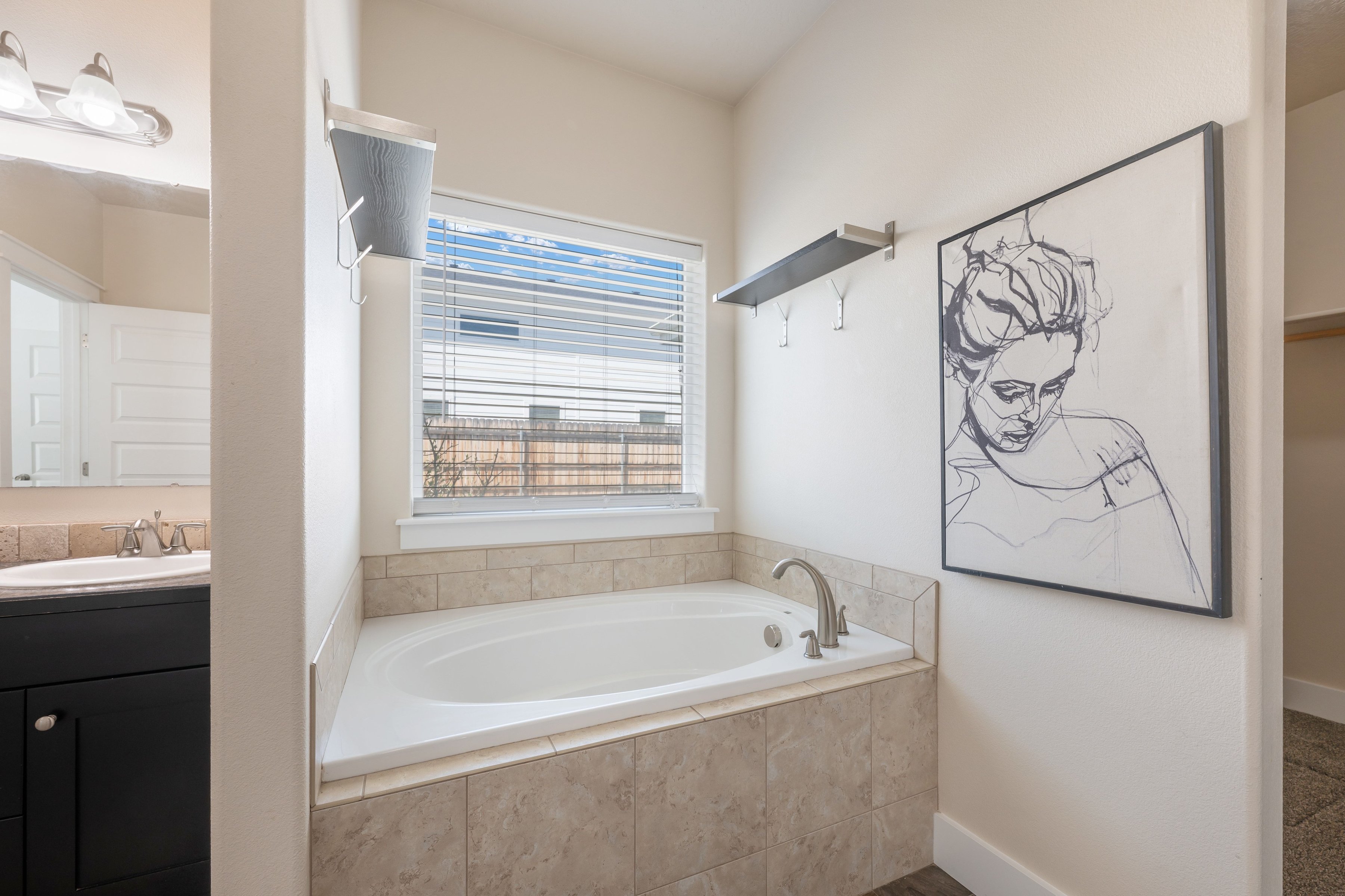  Exceptional Single-Level Living in Rocky Mountain Subdivision - 物件實景