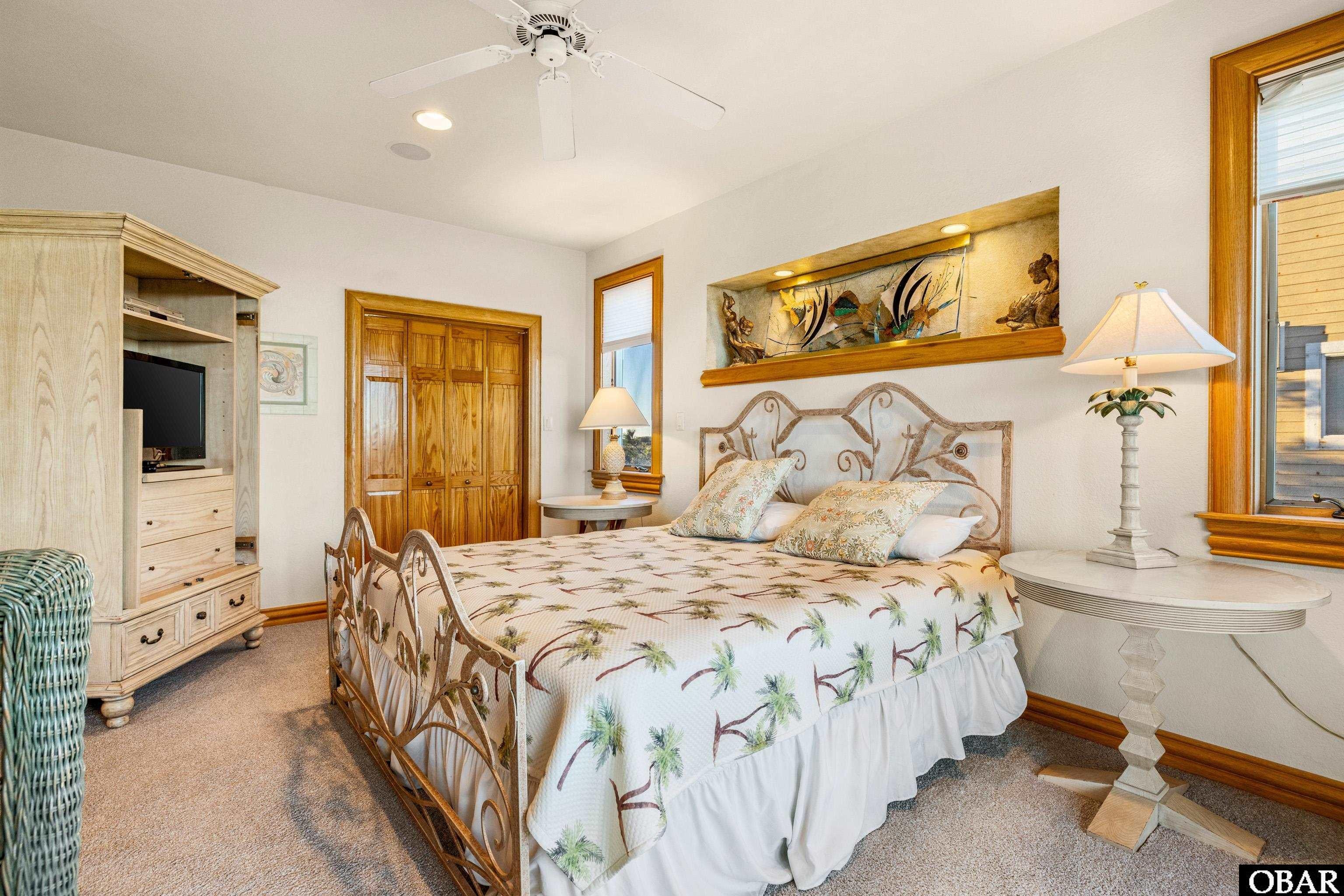 Corolla, North Carolina, 27927, United States, 6 Bedrooms Bedrooms, ,5 BathroomsBathrooms,Residential,For Sale,2010807