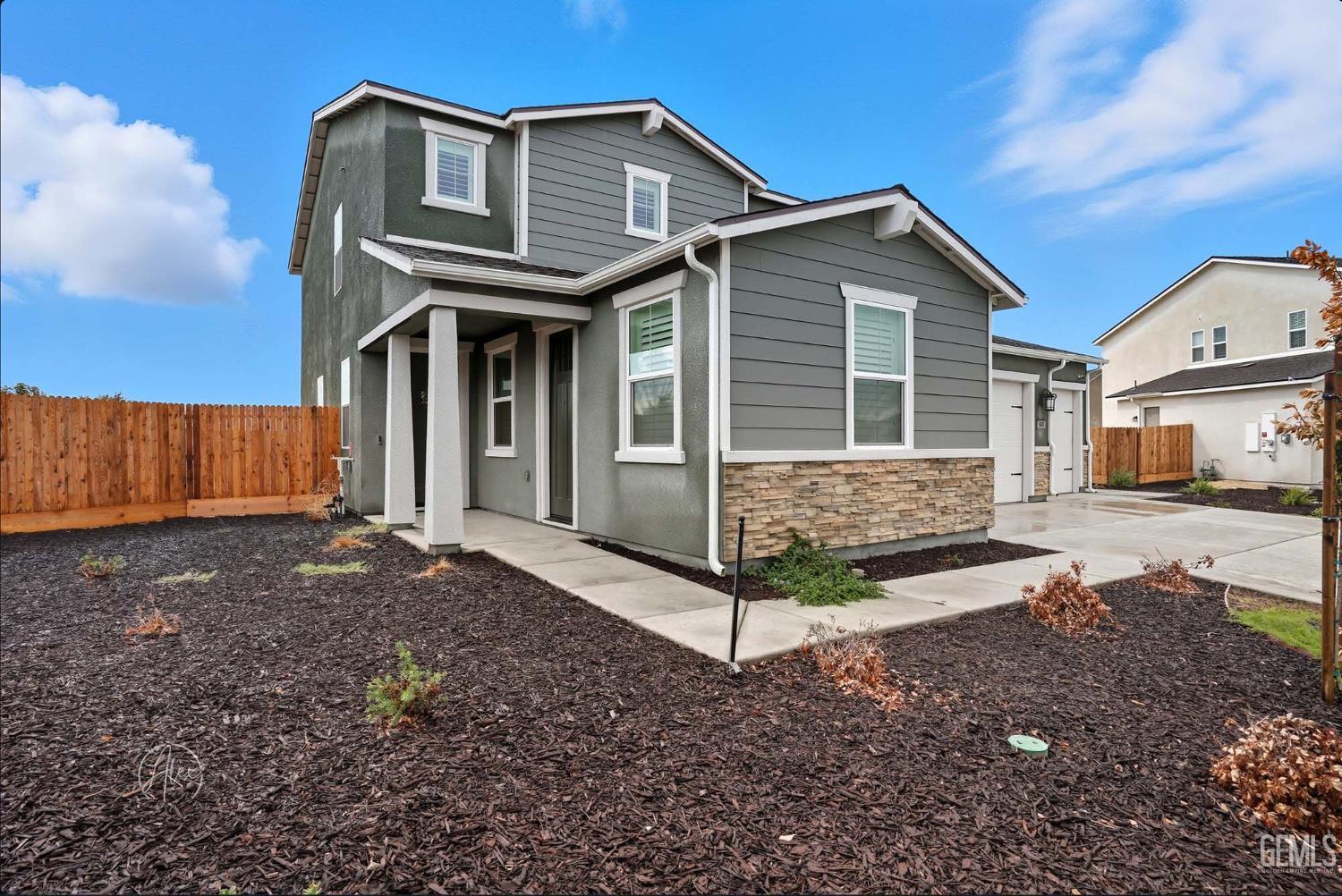 Bakersfield, California, 93314, United States, 5 Bedrooms Bedrooms, ,4 BathroomsBathrooms,Residential,For Sale,1983146