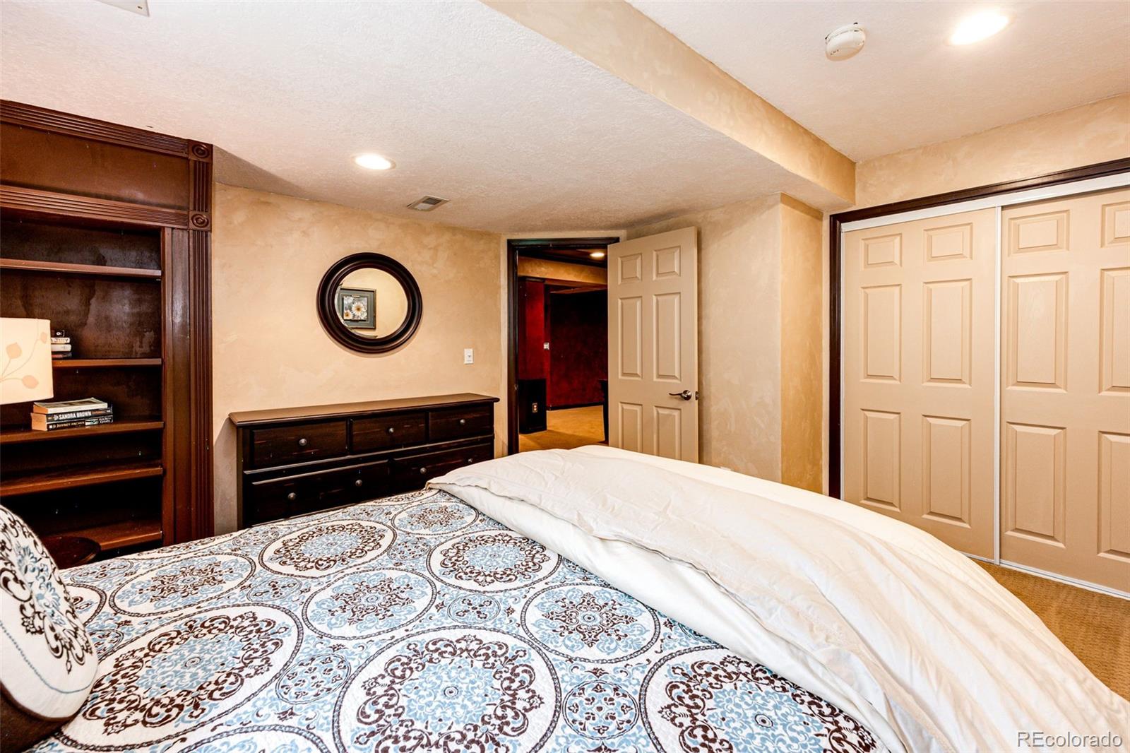 Aurora, Colorado, 80016, United States, 5 Bedrooms Bedrooms, ,3 BathroomsBathrooms,Residential,For Sale,1890934