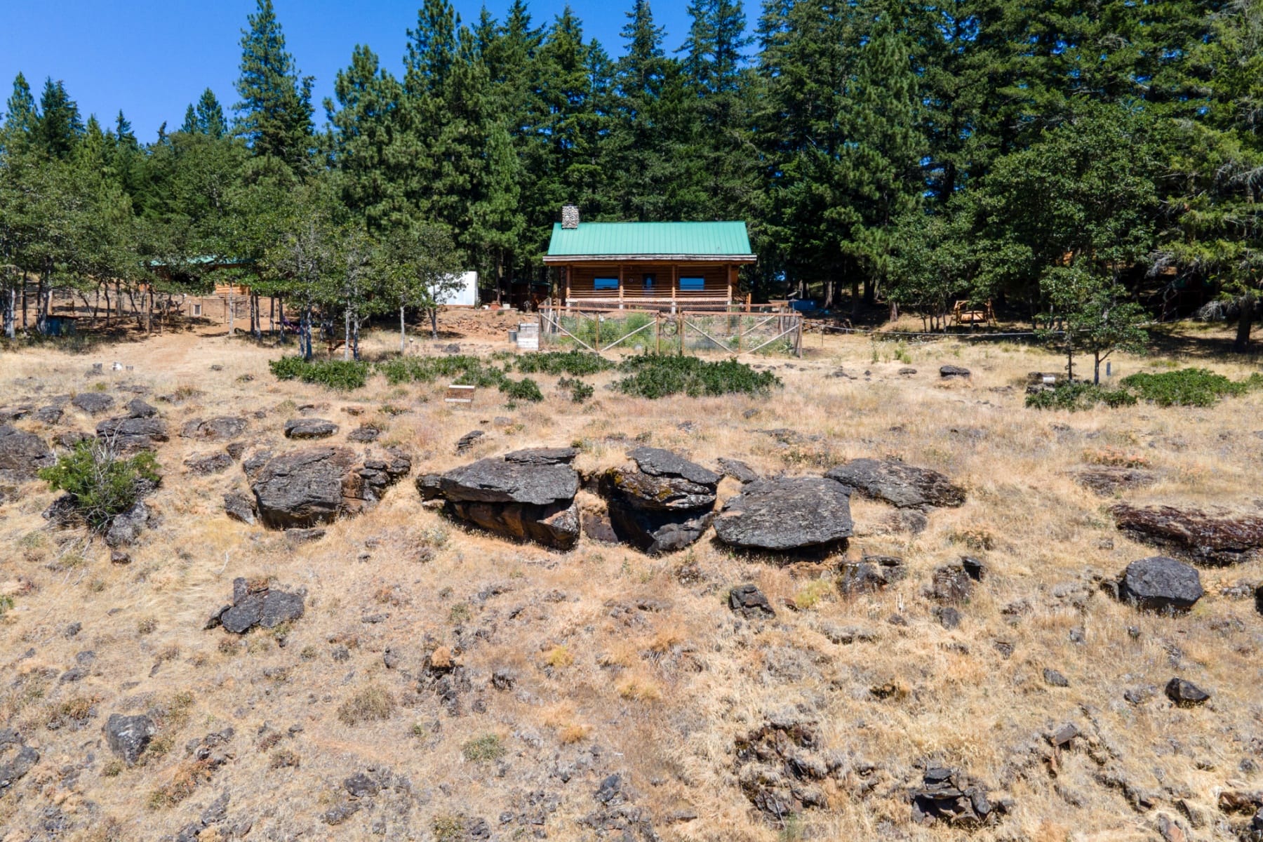  82 MEADOWS LOOP Lyle, WA 98635 - 物件實景