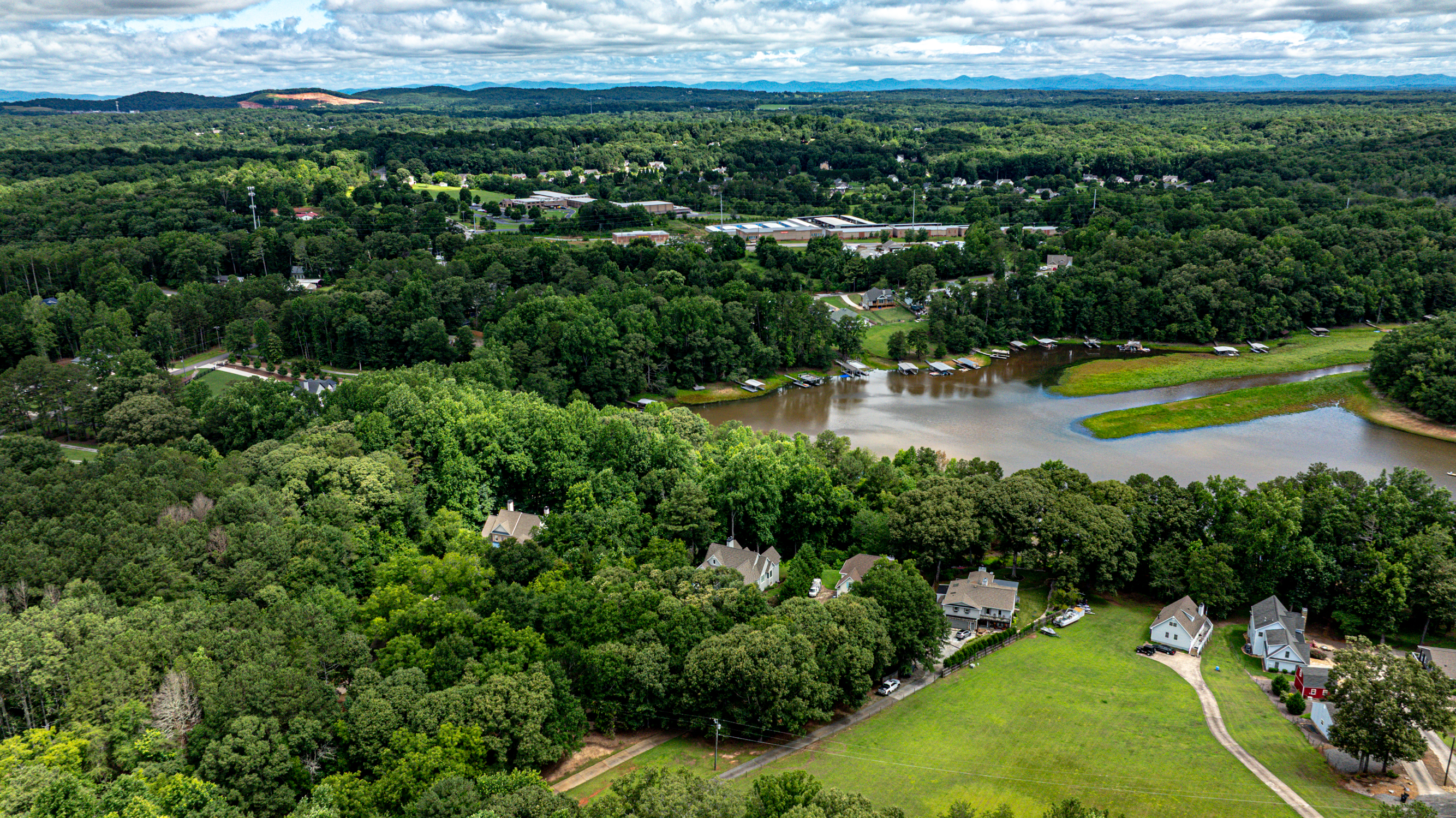  Private Lake Lanier Retreat - 物件實景