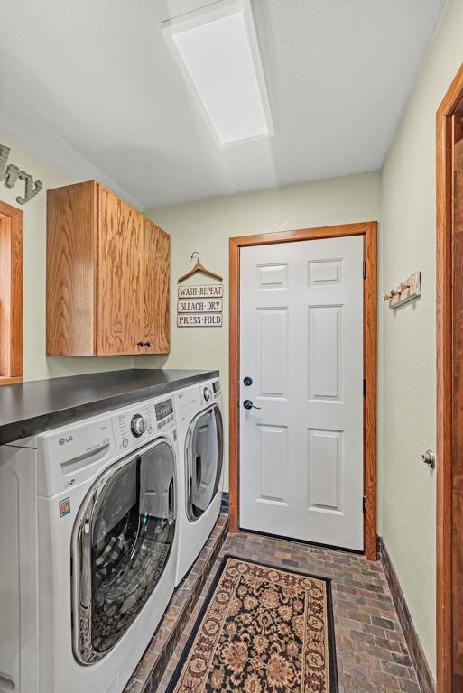 Placerville, California, 95667, United States, 3 Bedrooms Bedrooms, ,3 BathroomsBathrooms,Residential,For Sale,1923043