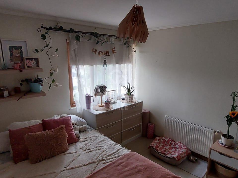 Peñalolén, Chile, 4 Bedrooms Bedrooms, ,3 BathroomsBathrooms,Residential,For Sale,1728706