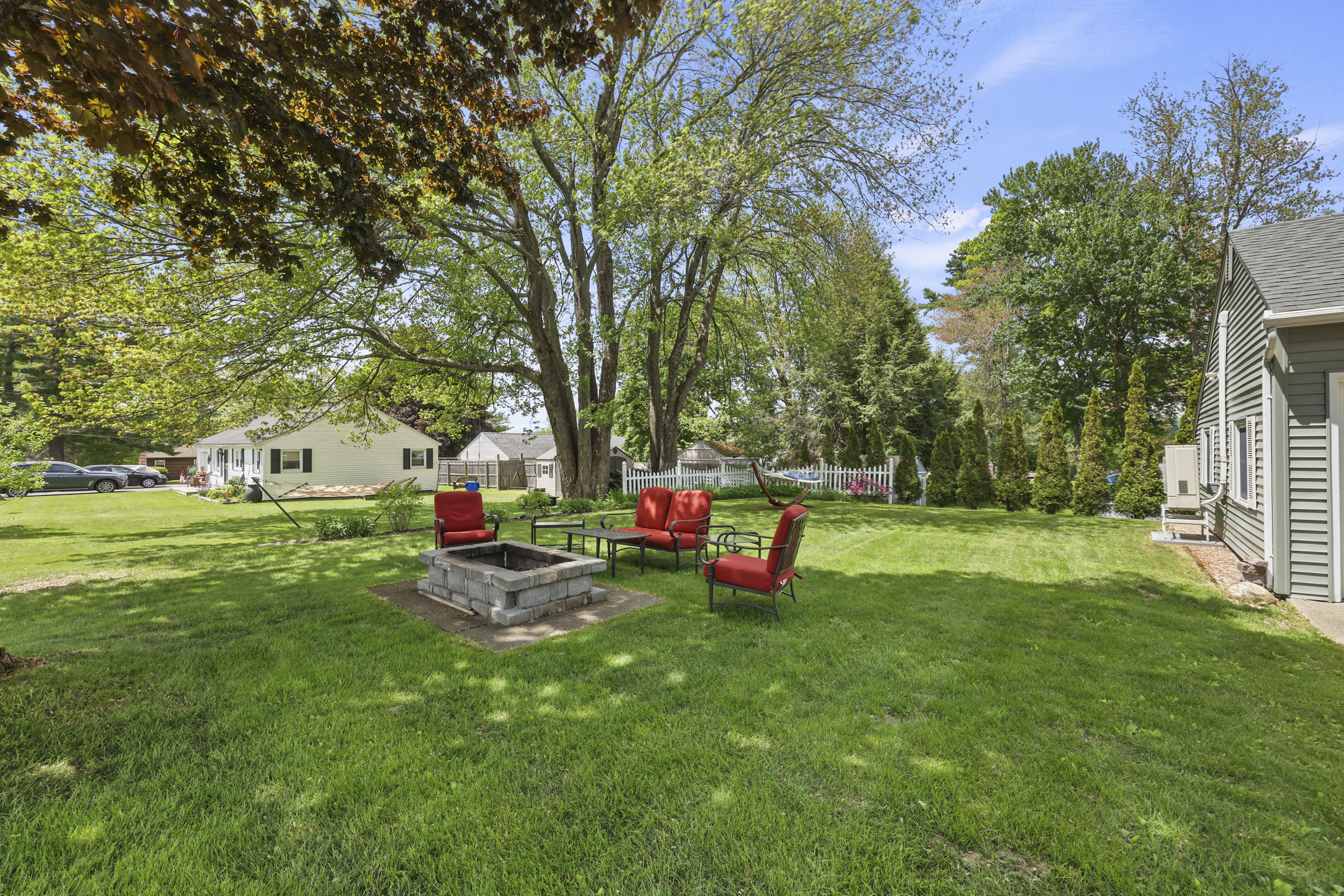  Updated 3BR Ranch on Corner Lot Near Trails & Shopping - 物件實景