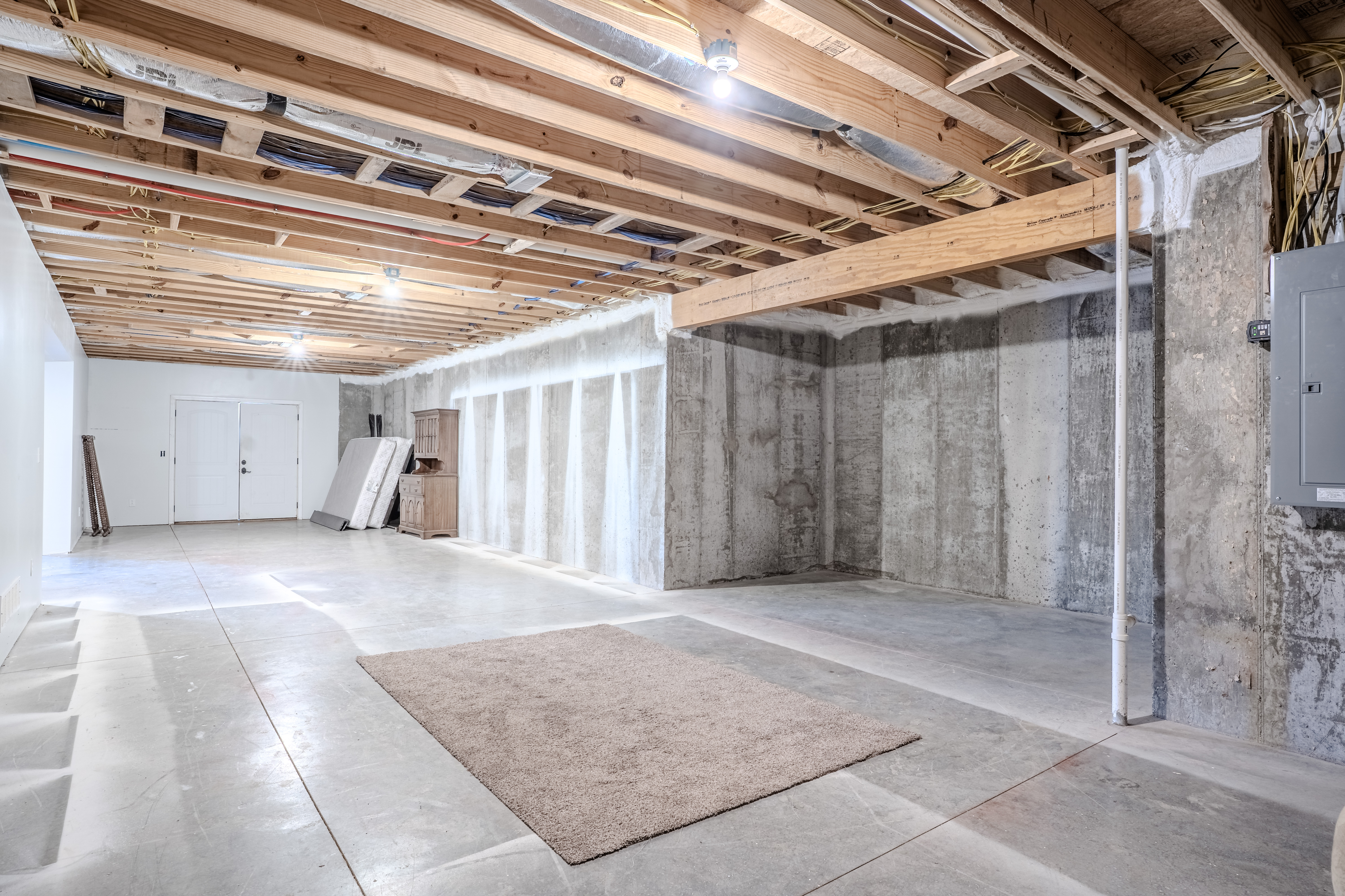 Frankfort, Kentucky, 40601, United States, 6 Bedrooms Bedrooms, ,3 BathroomsBathrooms,Residential,For Sale,2012095