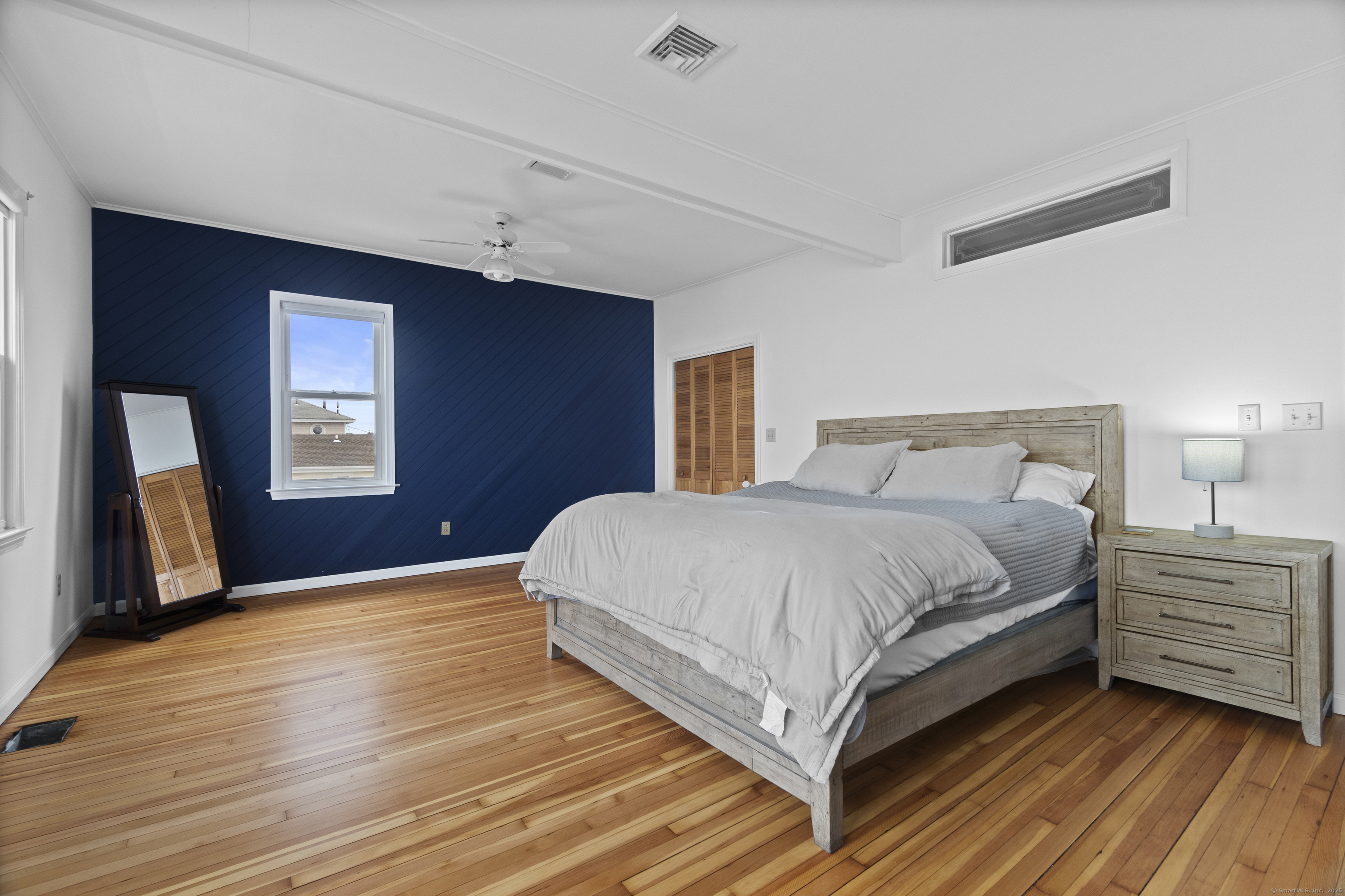 East Haven, Connecticut, 06512, United States, 4 Bedrooms Bedrooms, ,2 BathroomsBathrooms,Residential,For Sale,1939222