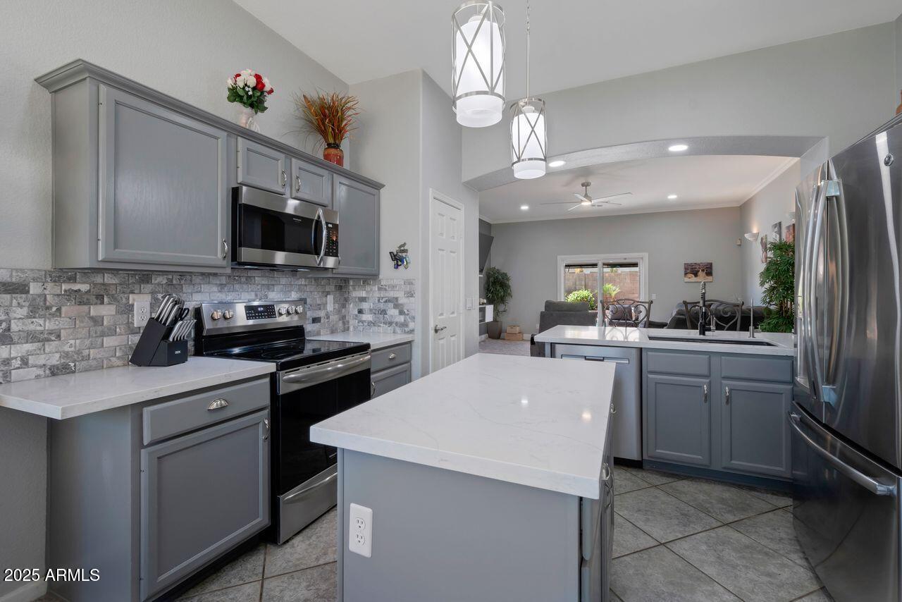 Gilbert, Arizona, 85296, United States, 3 Bedrooms Bedrooms, ,Residential,For Sale,1903465