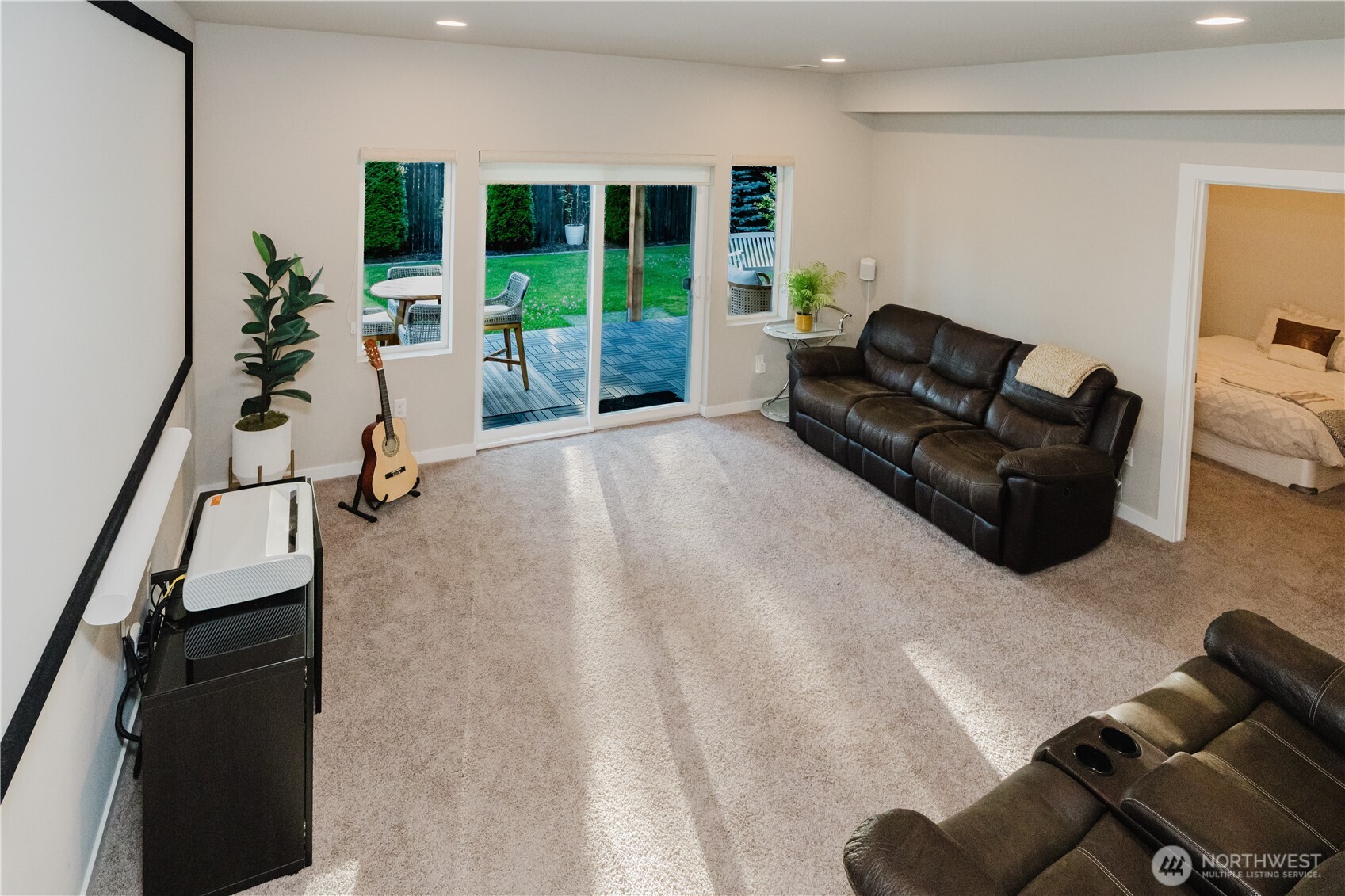 Bothell, Washington, 98021, United States, 5 Bedrooms Bedrooms, ,3 BathroomsBathrooms,Residential,For Sale,1900701