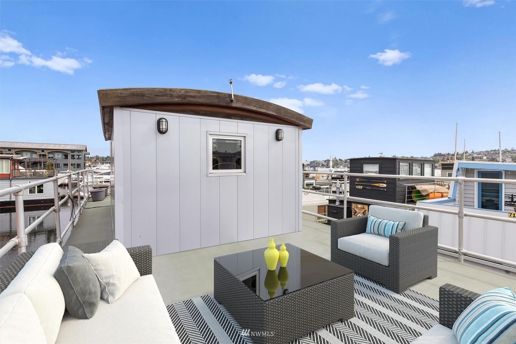 2040 WESTLAKE AVENUE N 3A, SEATTLE, Washington, 98109, United States, 1 Bedroom Bedrooms, ,2 BathroomsBathrooms,Residential,For Sale,2040 WESTLAKE AVENUE N 3A,1622498