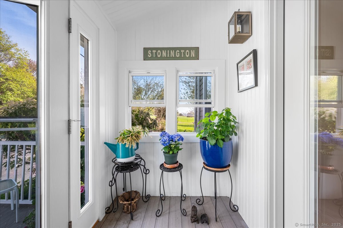 Stonington, Connecticut, 06379, United States, 3 Bedrooms Bedrooms, ,3 BathroomsBathrooms,Residential,For Sale,1830506