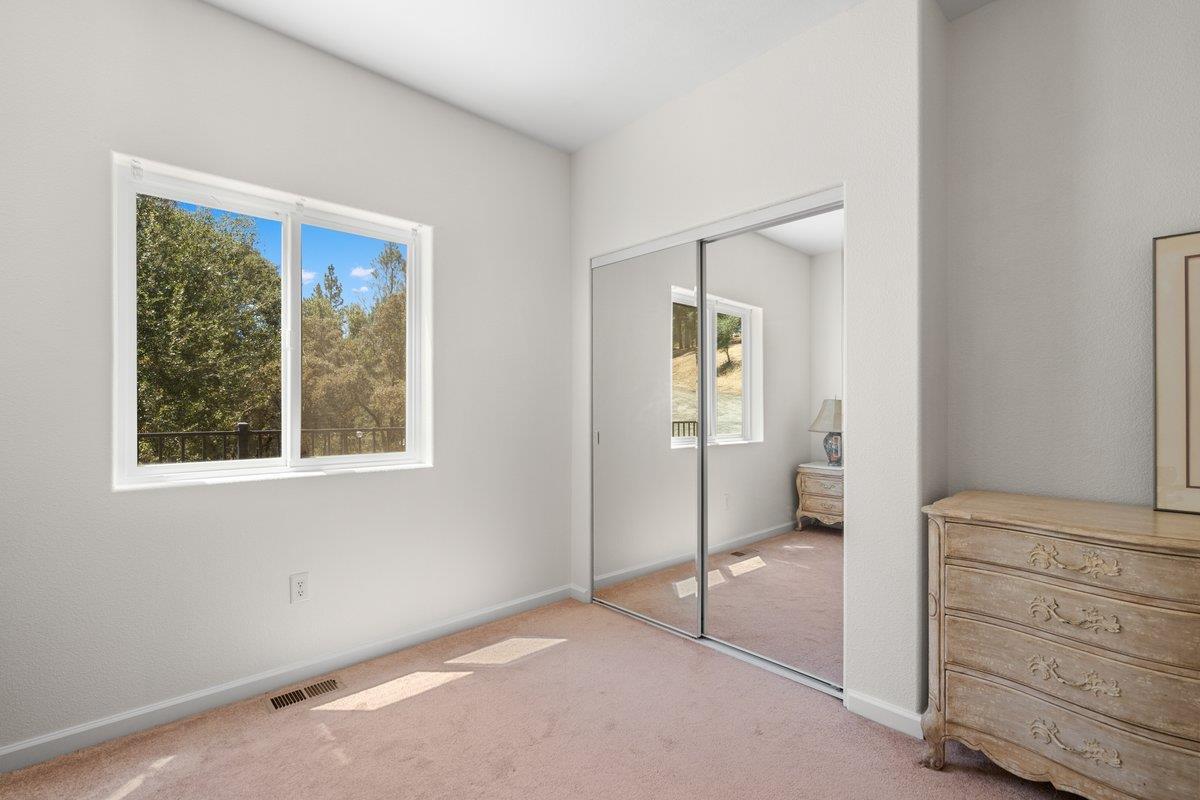 Grass Valley, California, 95949, United States, 4 Bedrooms Bedrooms, ,3 BathroomsBathrooms,Residential,For Sale,1924351