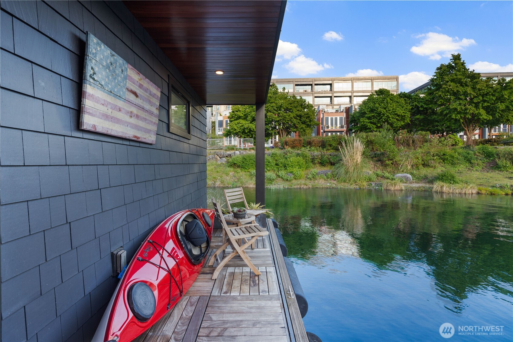 Seattle, Washington, 98102, United States, 3 Bedrooms Bedrooms, ,2 BathroomsBathrooms,Residential,For Sale,1804220