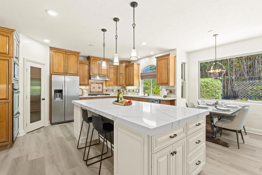 Chula Vista, California, 91910, United States, 5 Bedrooms Bedrooms, ,6 BathroomsBathrooms,Residential,For Sale,1996956